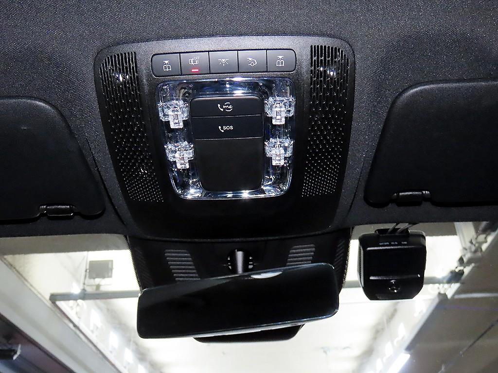 벤츠 EQA 250 - 이미지 15