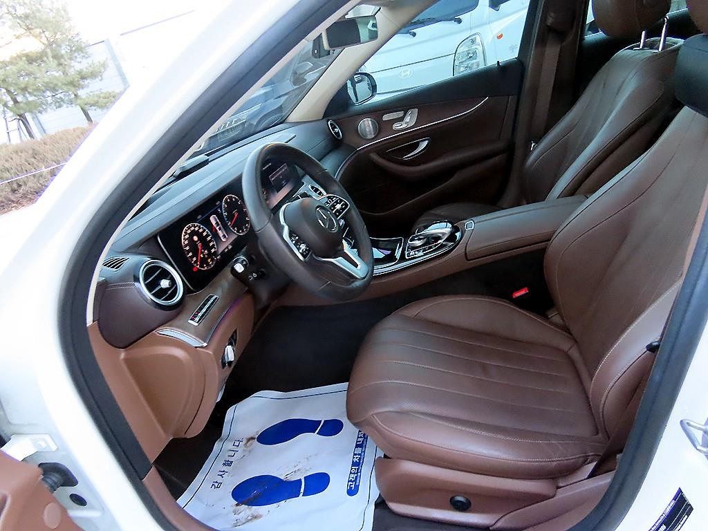 벤츠 E클래스(5세대) E300 4매틱 익스클루시브 - 이미지 13