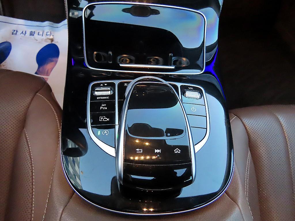 벤츠 E클래스(5세대) E300 4매틱 익스클루시브 - 이미지 20