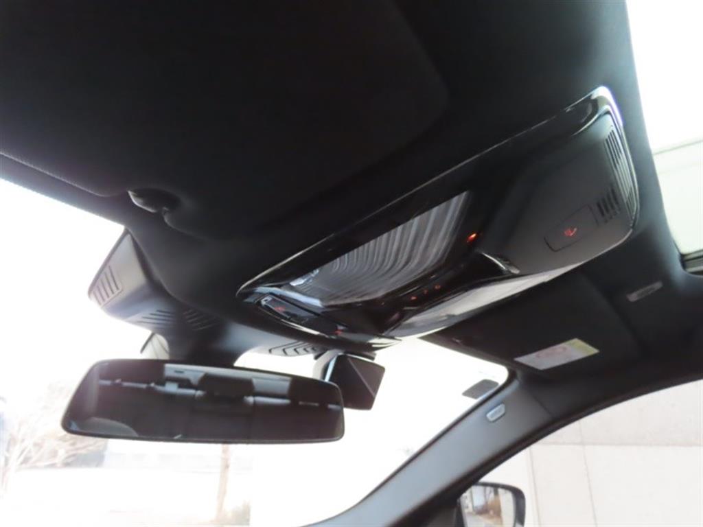 BMW 5시리즈(7세대) 530i M 스포츠팩 - 이미지 16