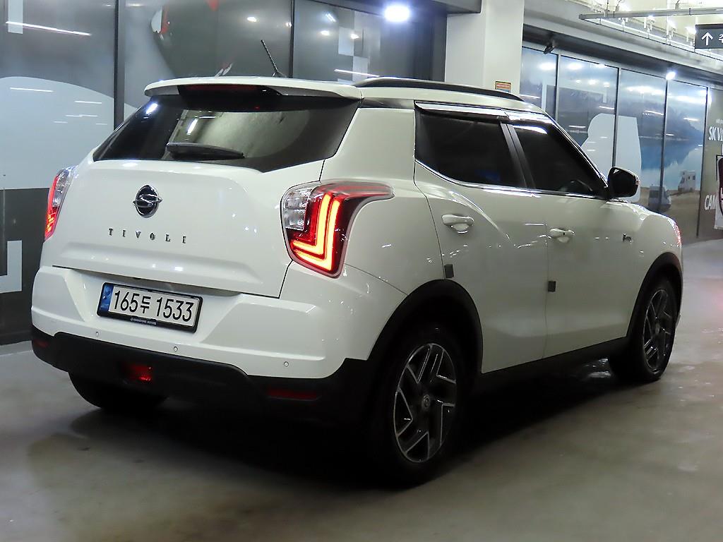 KG모빌리티(쌍용) 베리 뉴 티볼리 1.5 가솔린 2WD V3 - 이미지 15