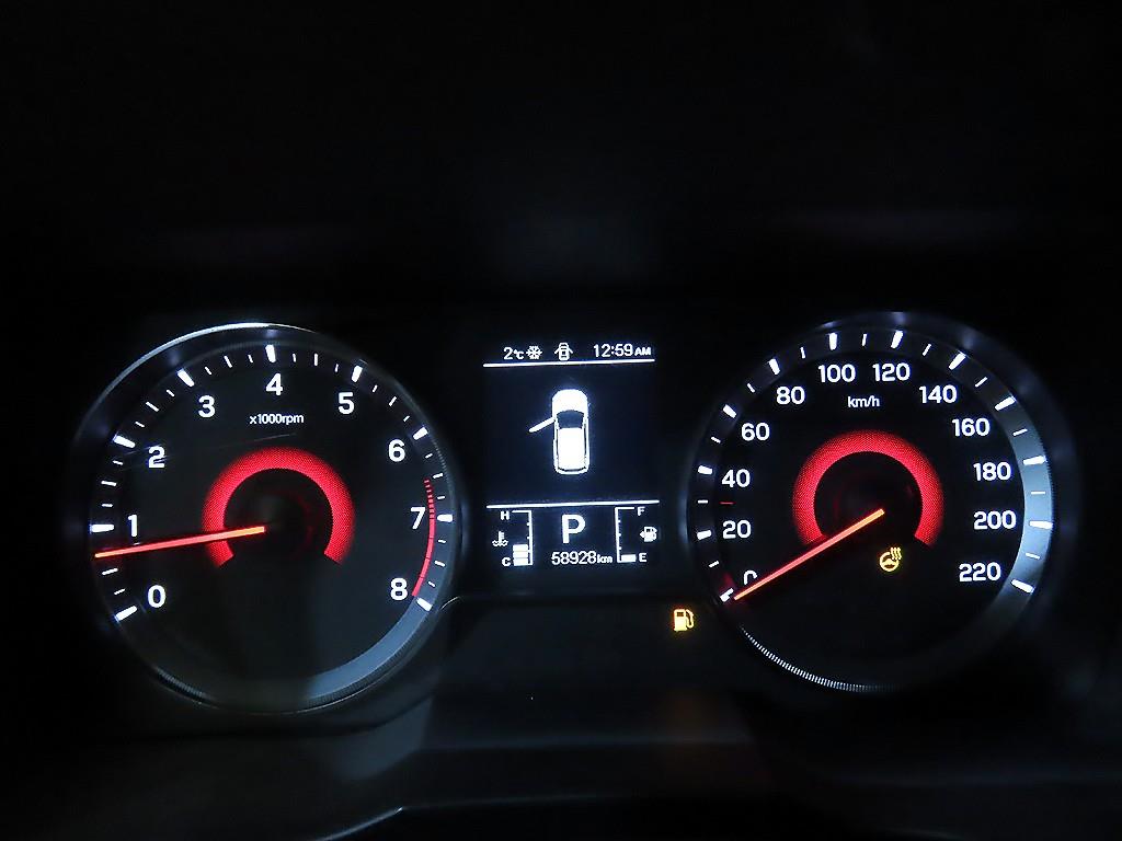 KG모빌리티(쌍용) 베리 뉴 티볼리 1.5 가솔린 2WD V3 - 이미지 7