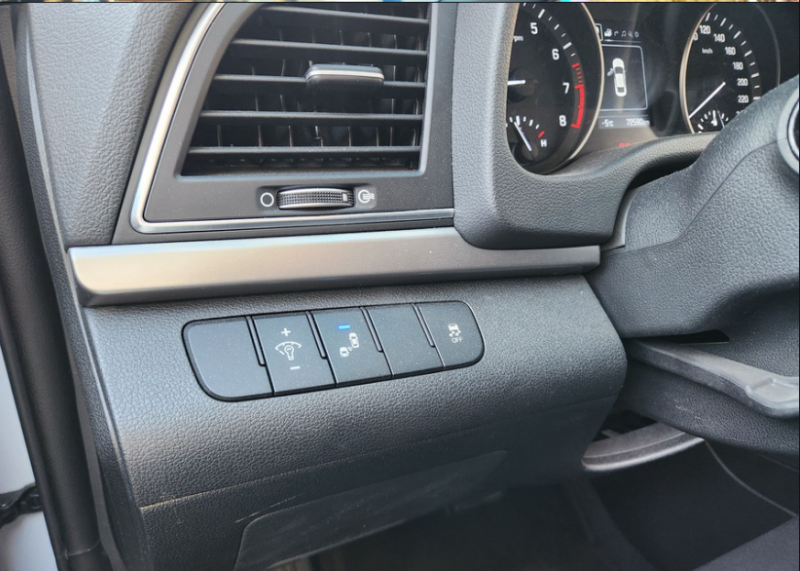 현대 아반떼AD 1.6 GDi 밸류 플러스 - 이미지 11