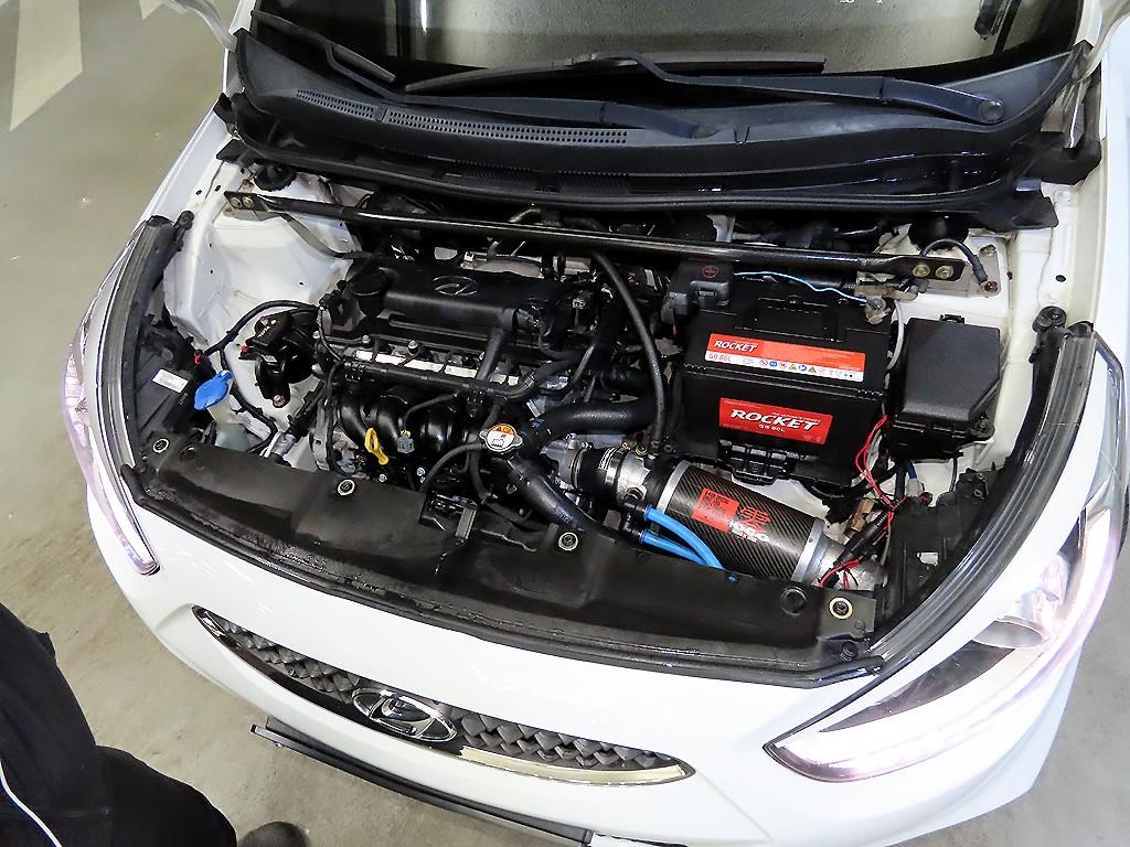 현대 엑센트 신형 1.4 VVT 모던 - 이미지 15