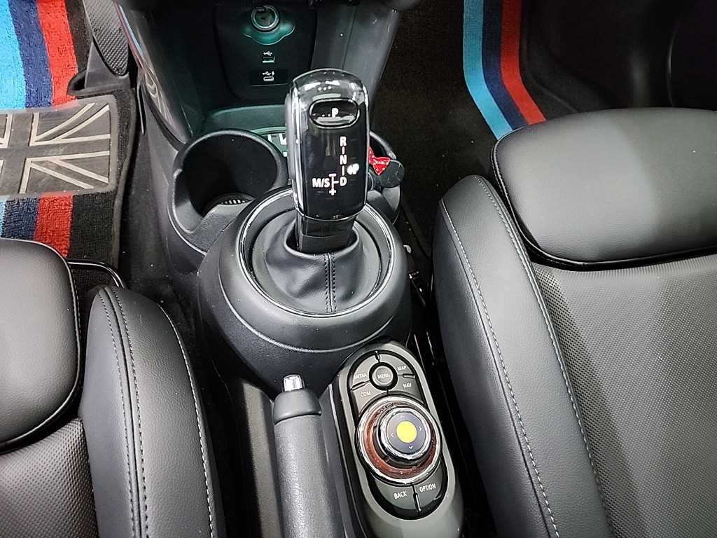 미니 쿠퍼(3세대) 5도어 1.5 하이 - 이미지 13