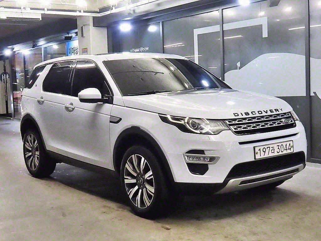 랜드로버 디스커버리 스포츠 2.0 TD4 - 이미지 3