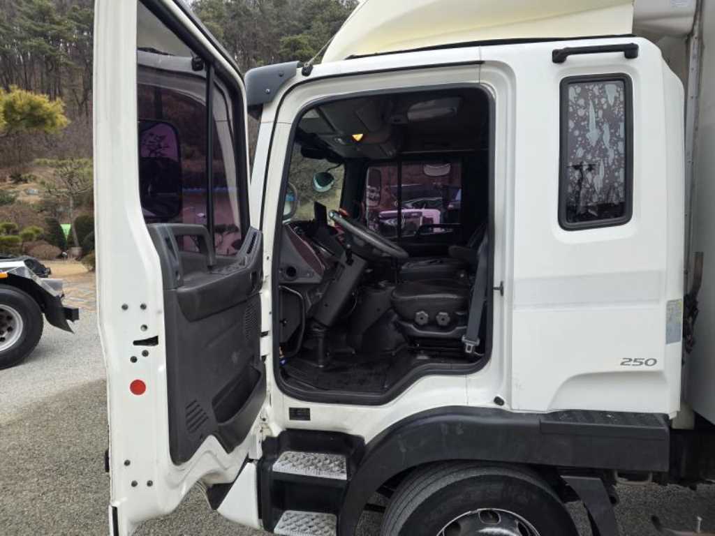 현대 메가트럭 윙바디 5톤 - 이미지 14