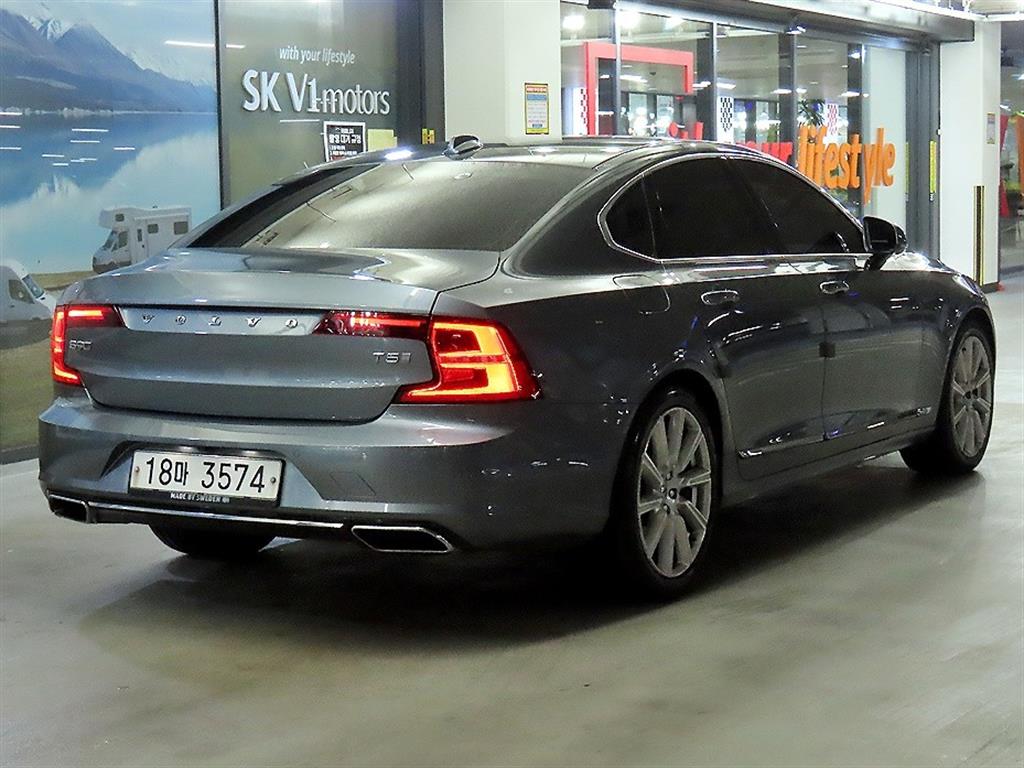 볼보 더 뉴 S90 T5 인스크립션