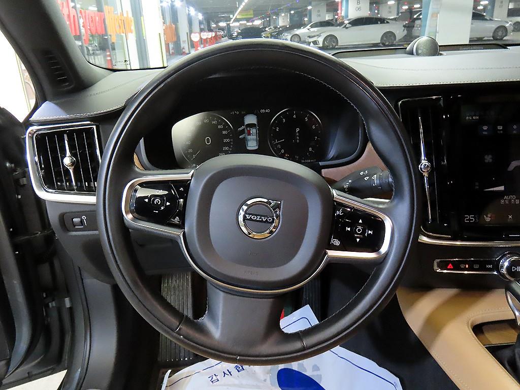 볼보 더 뉴 S90 T5 인스크립션 - 이미지 12