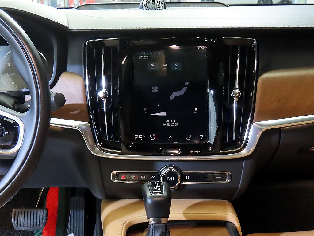 볼보 더 뉴 S90 T5 인스크립션 - 이미지 10