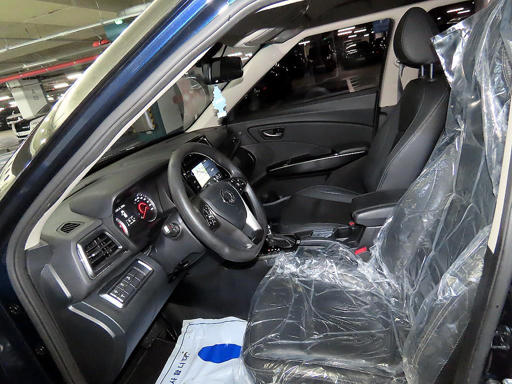 KG모빌리티(쌍용) 베리 뉴 티볼리 1.5 가솔린 2WD 직판용 - 이미지 5