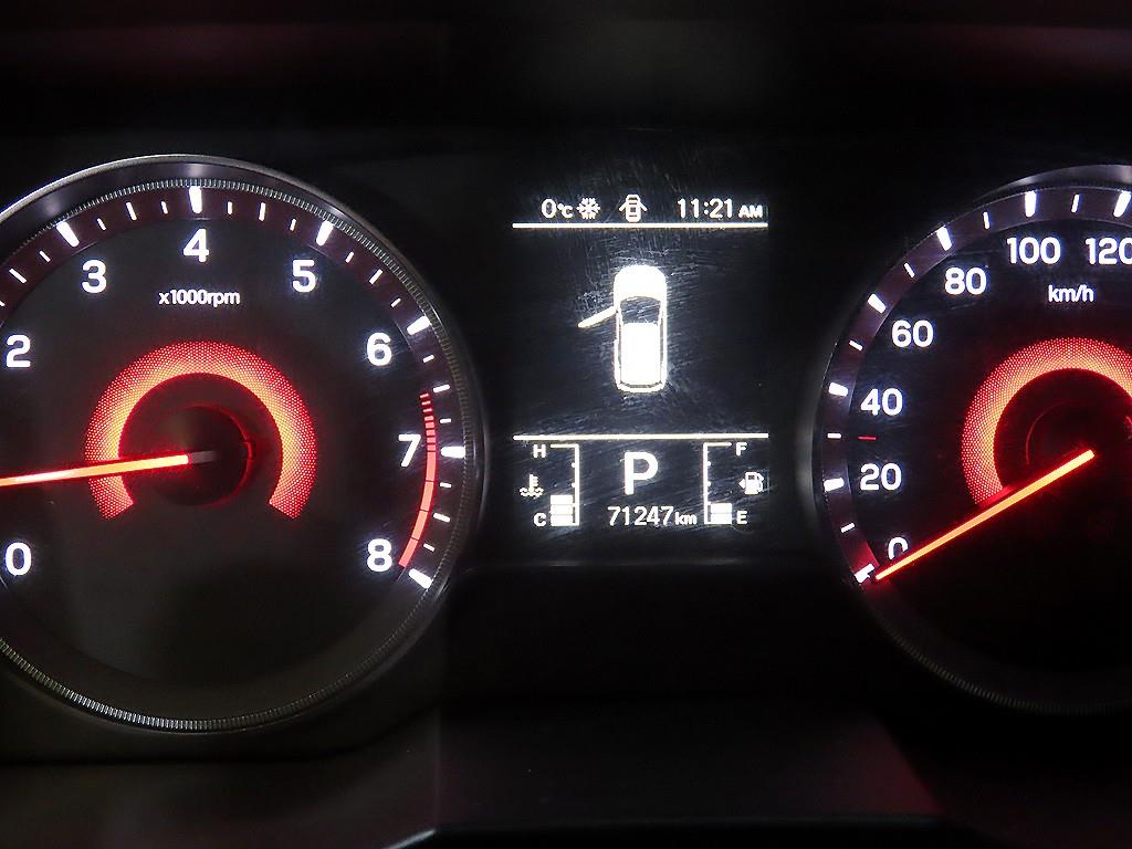 KG모빌리티(쌍용) 베리 뉴 티볼리 1.5 가솔린 2WD 직판용 - 이미지 13