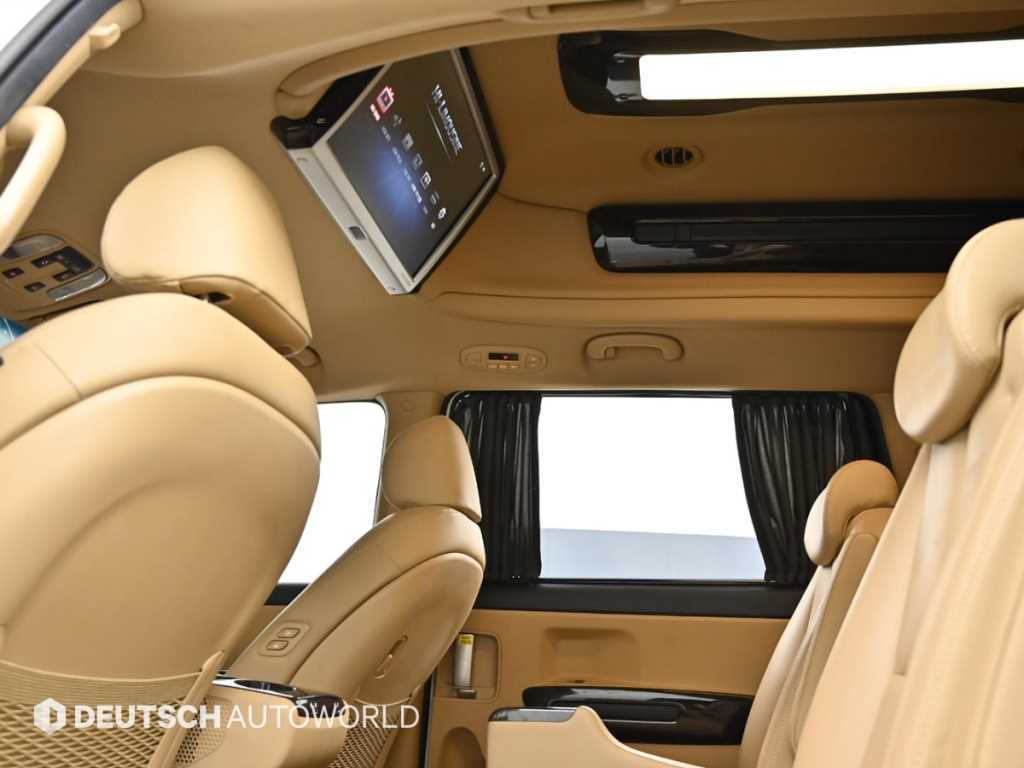 기아 더 뉴카니발 하이리무진 9인승 디젤 노블레스 스페셜 - 이미지 15