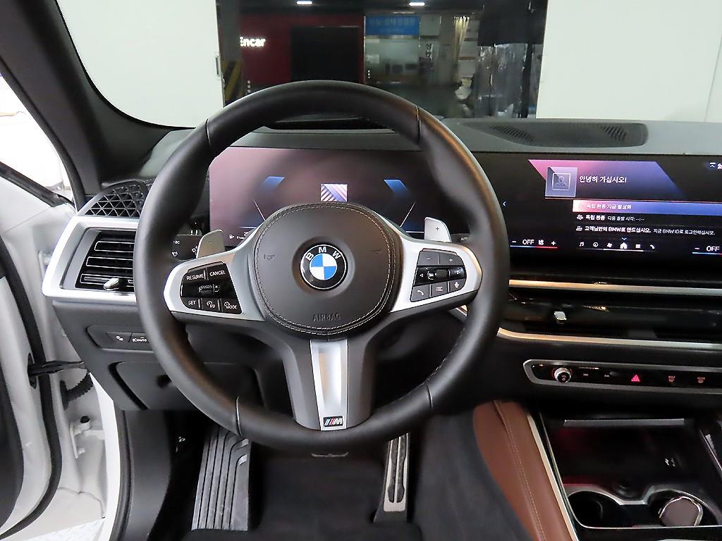 BMW X6(3세대) 30d xDrive M 스포츠팩 - 이미지 3