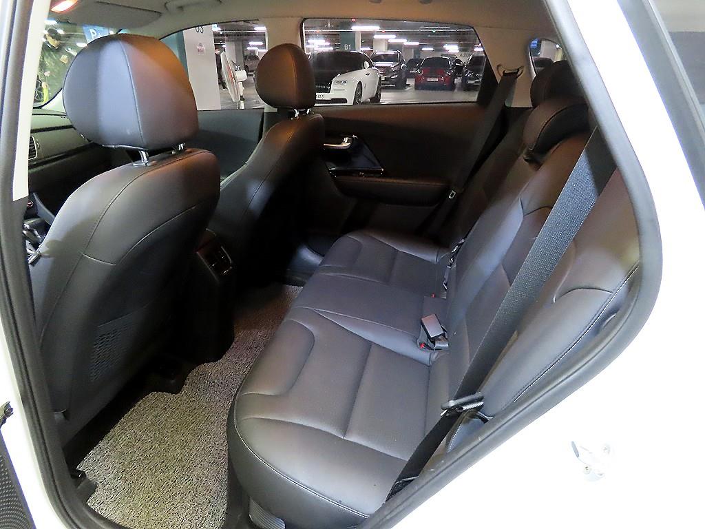 기아 니로 1.6 하이브리드 프레스티지 - 이미지 20