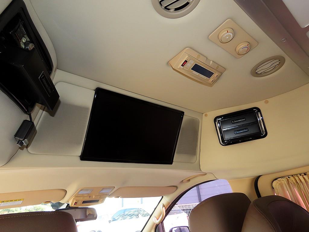 현대 그랜드스타렉스 리무진 VIP팩 4WD - 이미지 6