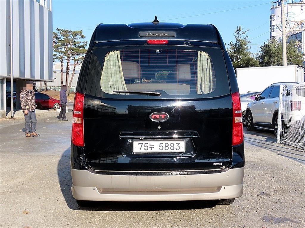 현대 그랜드스타렉스 리무진 VIP팩 4WD - 이미지 14