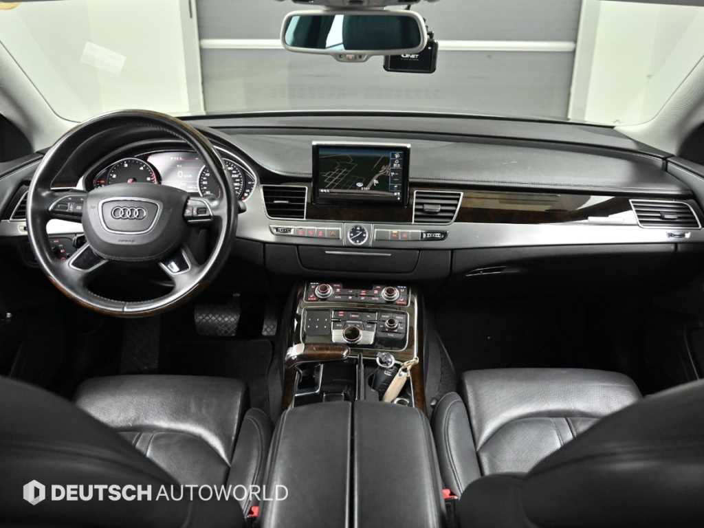 아우디 A8(3세대) 4.2 TDI 콰트로 LWB 5시트