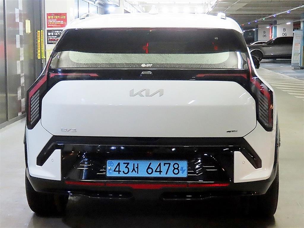 기아 EV3 롱 레인지 GT 라인 - 이미지 19