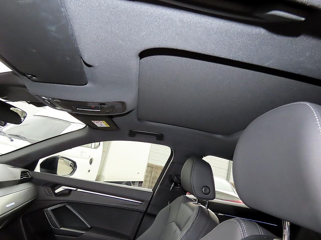 아우디 Q3(2세대) 35 TDI 스포트백 프리미엄 - 이미지 11