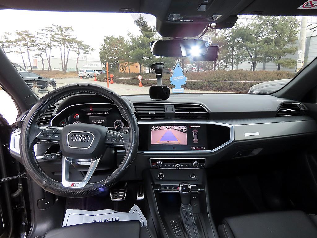 아우디 Q3(2세대) 35 TDI 스포트백 프리미엄