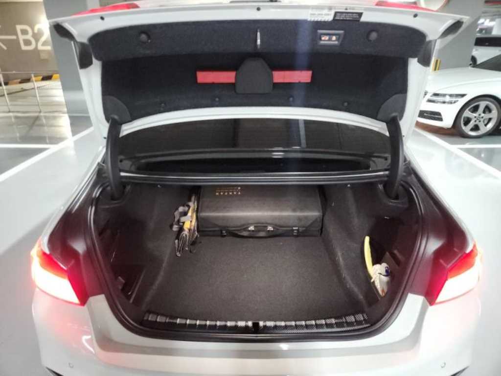 BMW 5시리즈(7세대) 520d M스포츠팩 플러스 - 이미지 13