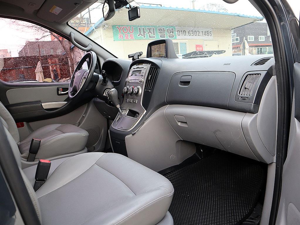 현대 그랜드스타렉스 5인승 디젤 밴 CVX 프리미엄 - 이미지 17