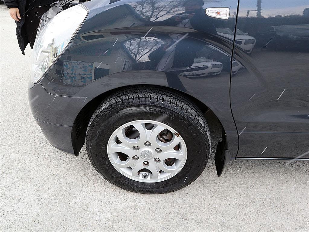 현대 그랜드스타렉스 5인승 디젤 밴 CVX 프리미엄 - 이미지 20