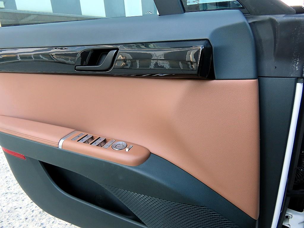 현대 디 올뉴그랜저 LPi 3.5 프리미엄 - 이미지 9