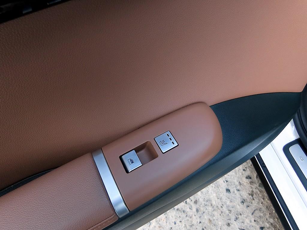 현대 디 올뉴그랜저 LPi 3.5 프리미엄 - 이미지 16