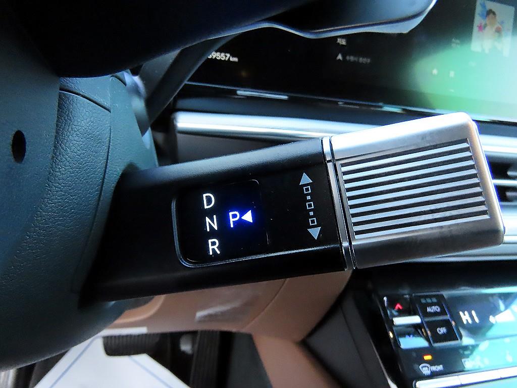 현대 디 올뉴그랜저 LPi 3.5 프리미엄 - 이미지 14