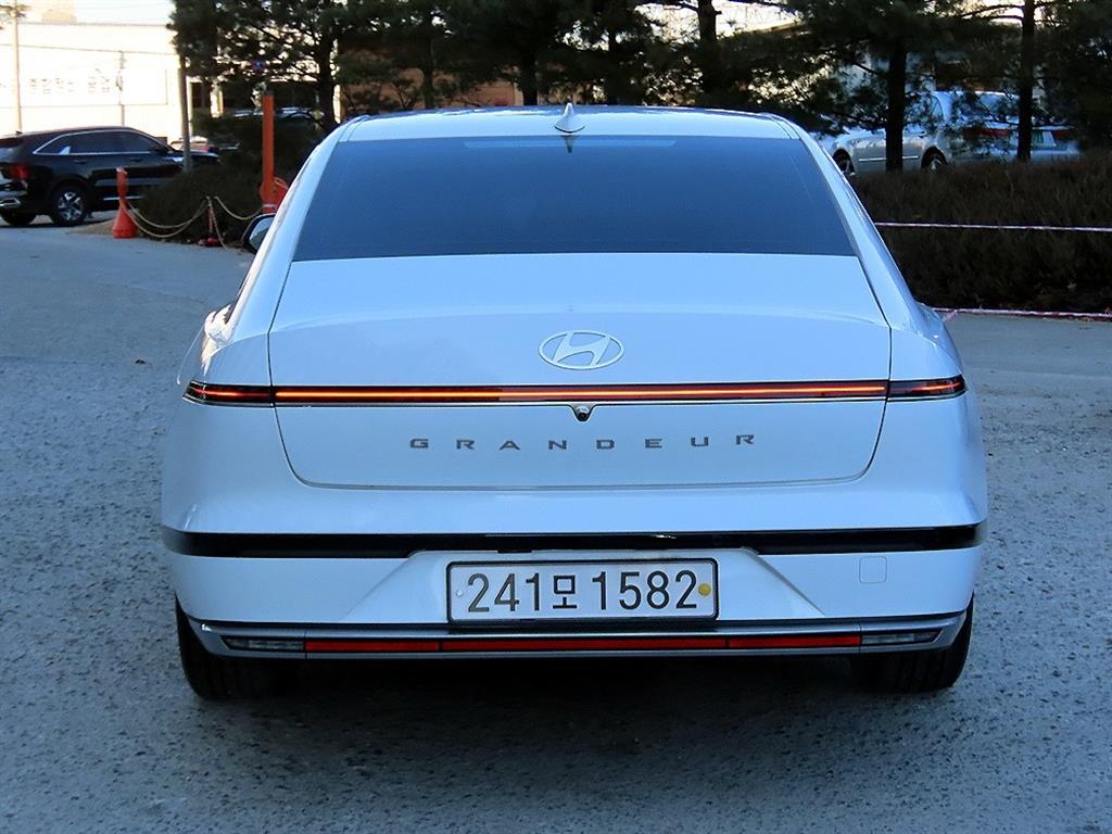 현대 디 올뉴그랜저 LPi 3.5 프리미엄 - 이미지 13
