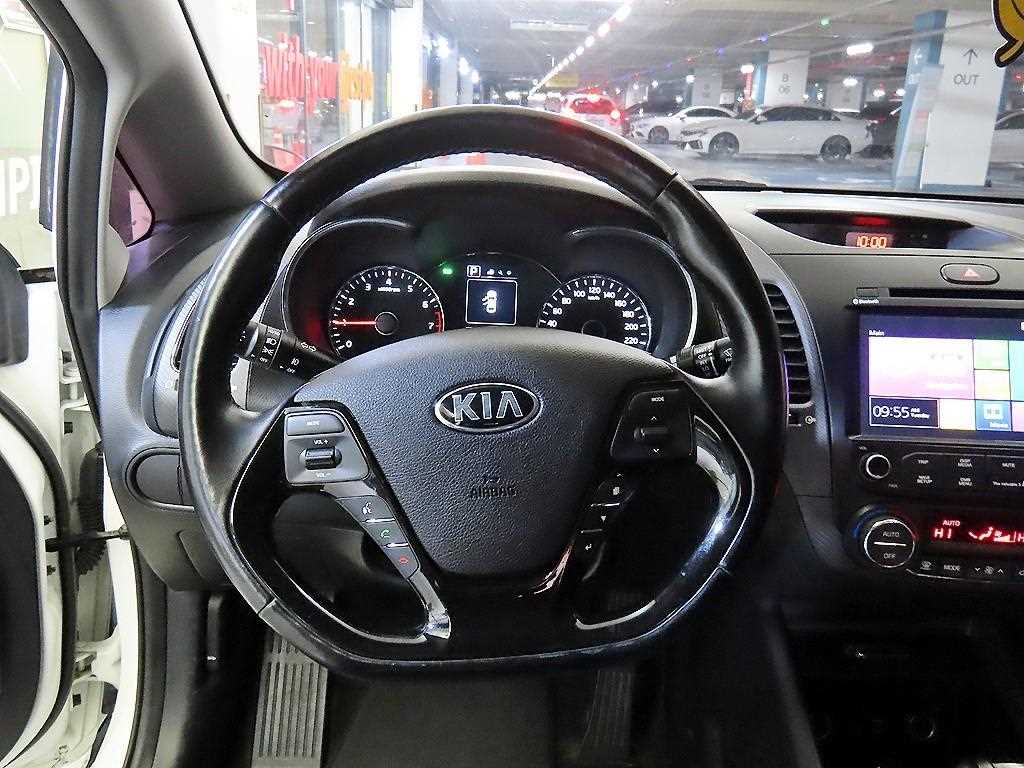 기아 더 뉴K3 1.6 GDI 트렌디 - 이미지 18