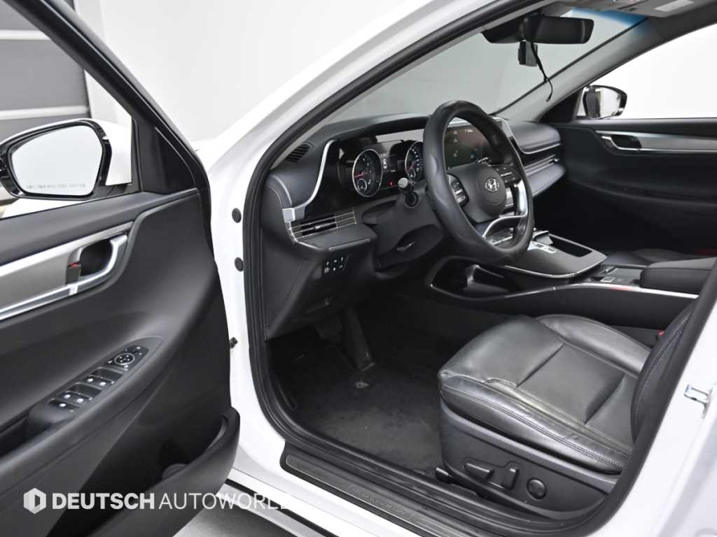 현대 더 뉴그랜저IG 가솔린 2.5 프리미엄 초이스 - 이미지 16