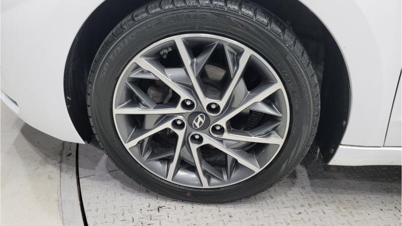 현대 더 뉴아반떼AD 1.6 가솔린 프리미엄 - 이미지 14