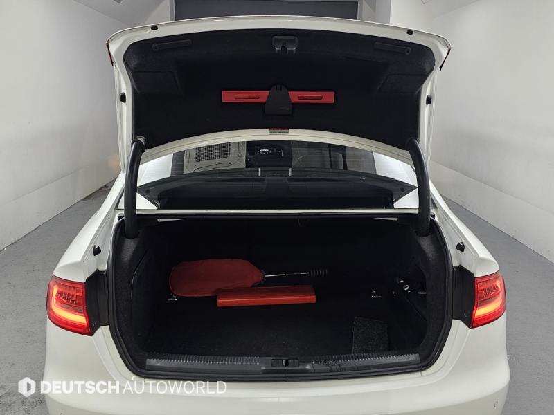 아우디 A4(4세대) 2.0 TDI 콰트로 - 이미지 6