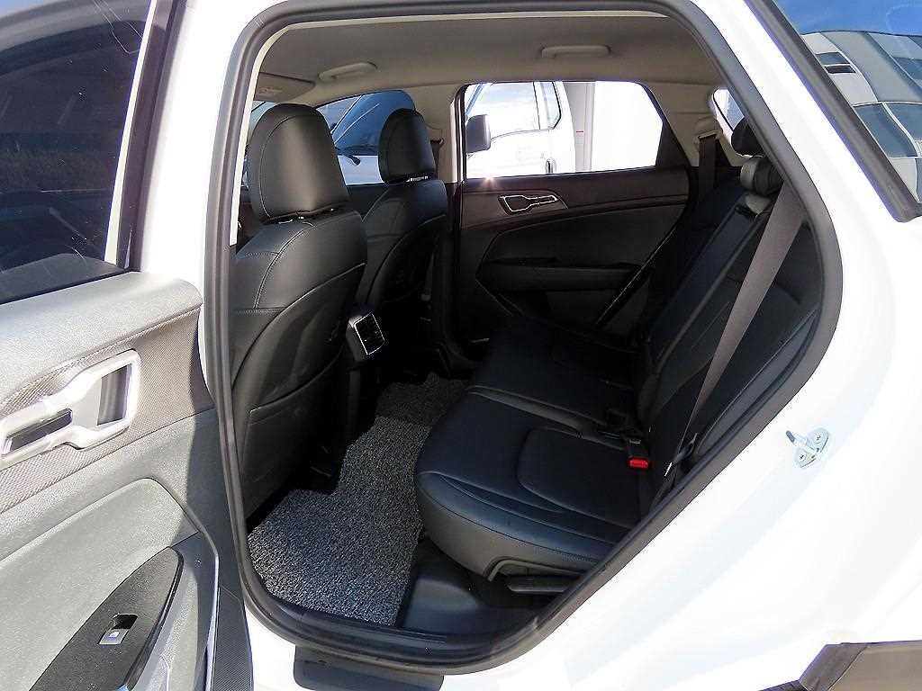 기아 디 올뉴스포티지 1.6 가솔린 2WD 프레스티지 - 이미지 16