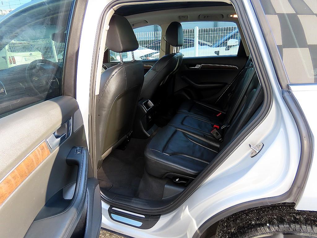 아우디 Q5 2.0 TDI 콰트로 다이나믹 - 이미지 12