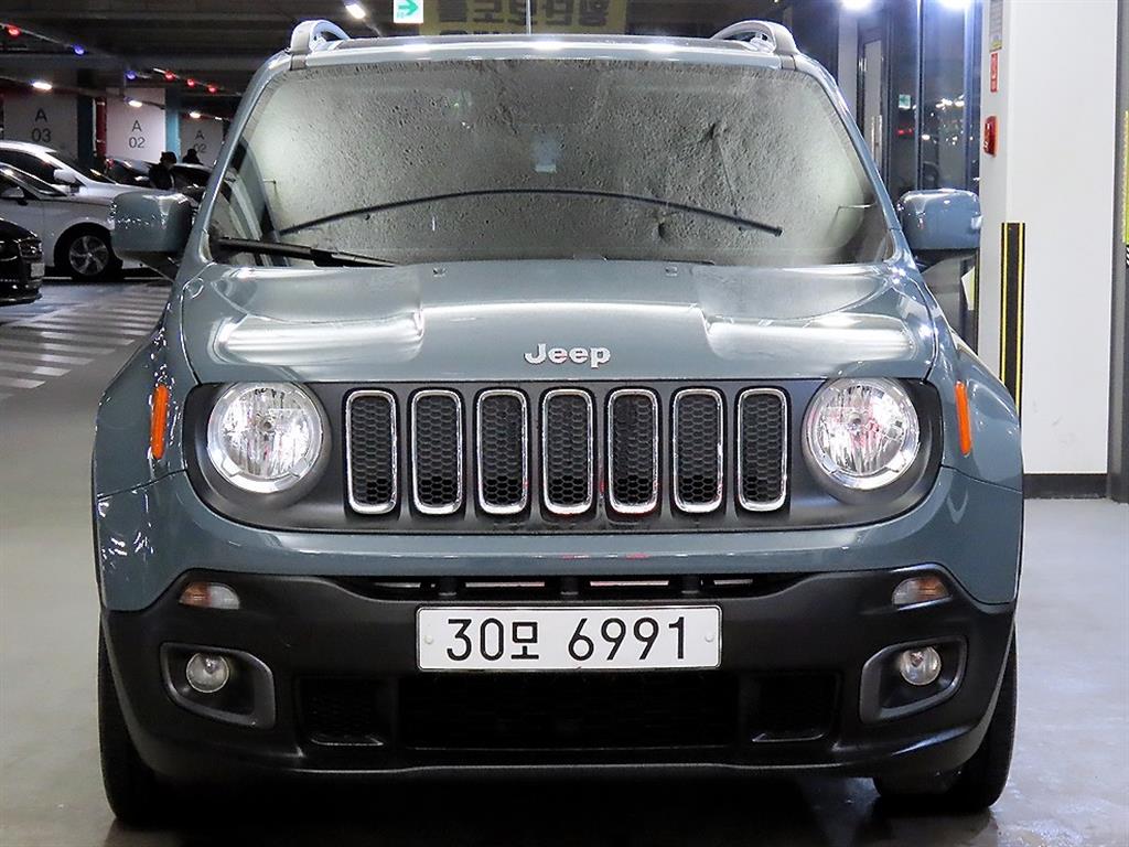 지프 레니게이드 2.4 가솔린 론지튜드 - 이미지 15