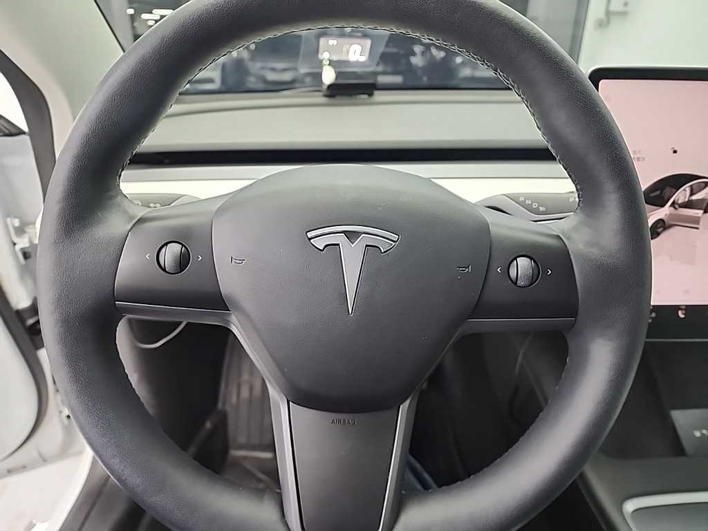 테슬라 모델 3 AWD 롱 레인지 - 이미지 7