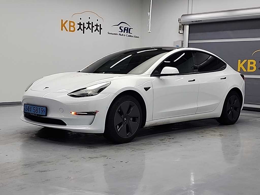 테슬라 모델 3 AWD 롱 레인지 - 이미지 13