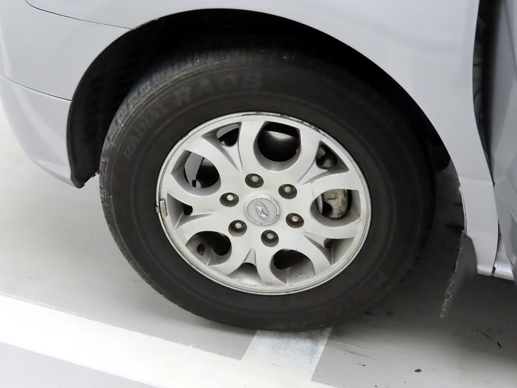 현대 그랜드스타렉스 12인승 디젤 CVX 럭셔리 - 이미지 13