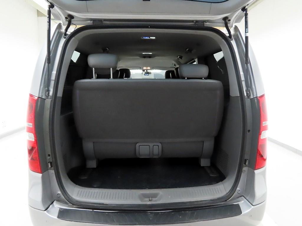 현대 그랜드스타렉스 12인승 디젤 CVX 럭셔리 - 이미지 8