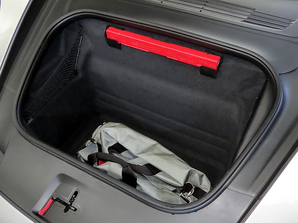 포르쉐 911(992) 카레라 4 카브리올레 - 이미지 7