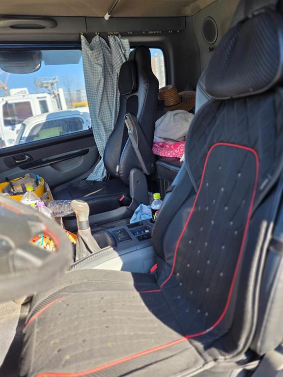 한국상용트럭 카고 4.5톤 - 이미지 10