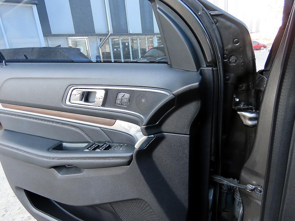 포드 익스플로러(5세대) 3.5 V6 4WD 리미티드 - 이미지 9