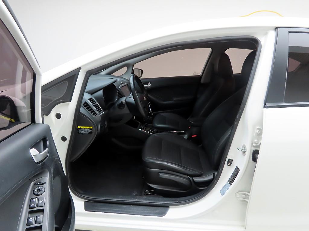 기아 더 뉴K3 1.6 GDI 트렌디 - 이미지 14