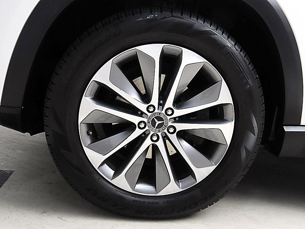 벤츠 GLE클래스(4세대) GLE 300d 4매틱 - 이미지 18