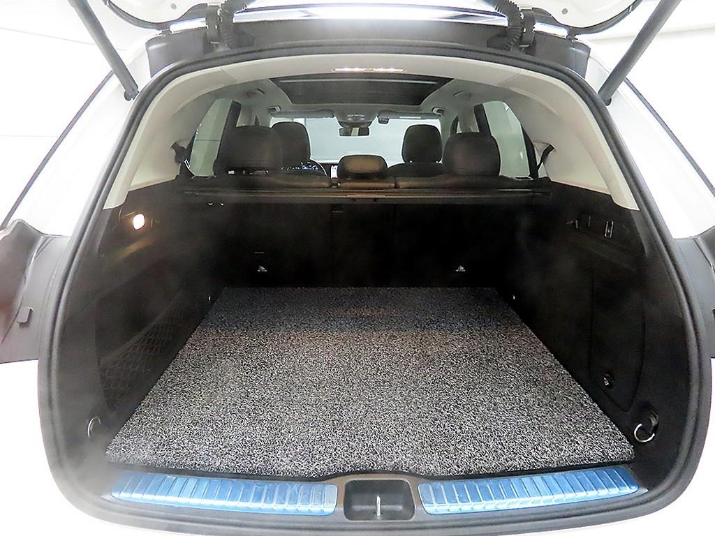 벤츠 GLE클래스(4세대) GLE 300d 4매틱 - 이미지 10