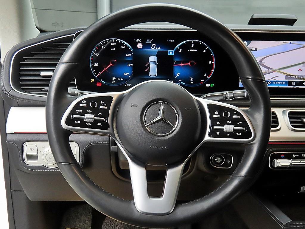 벤츠 GLE클래스(4세대) GLE 300d 4매틱 - 이미지 7